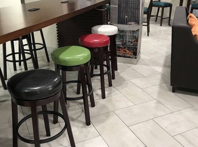 فندق Baymont By Wyndham Chicago/alsip