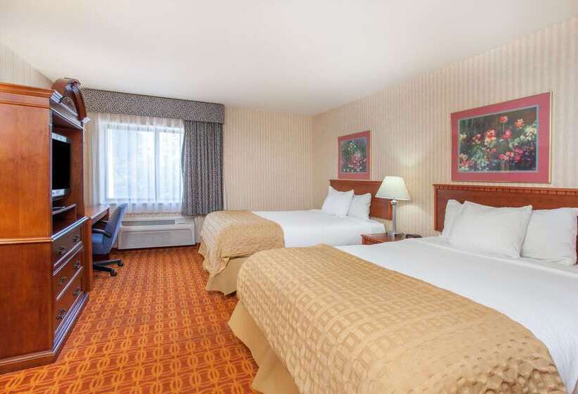 فندق Baymont By Wyndham Detroit/roseville