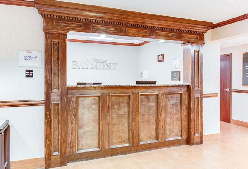 ホテル Baymont By Wyndham Kalamazoo West