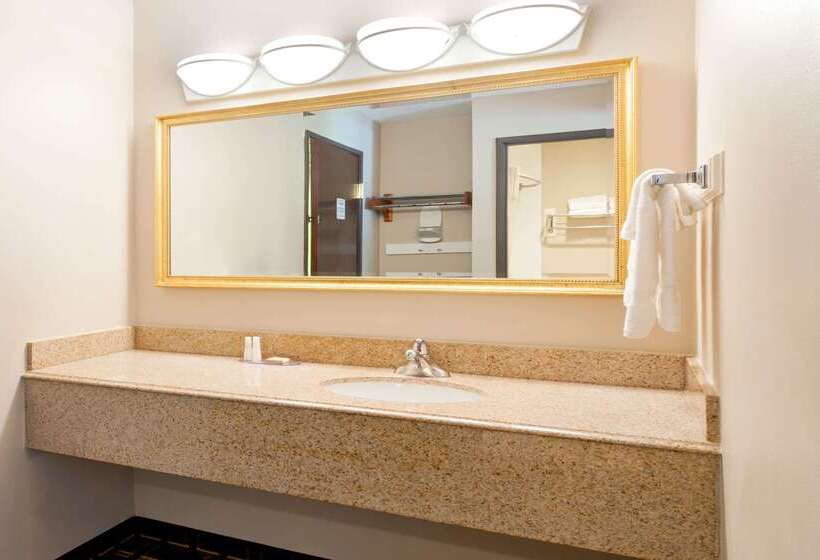 酒店 Baymont By Wyndham Memphis East