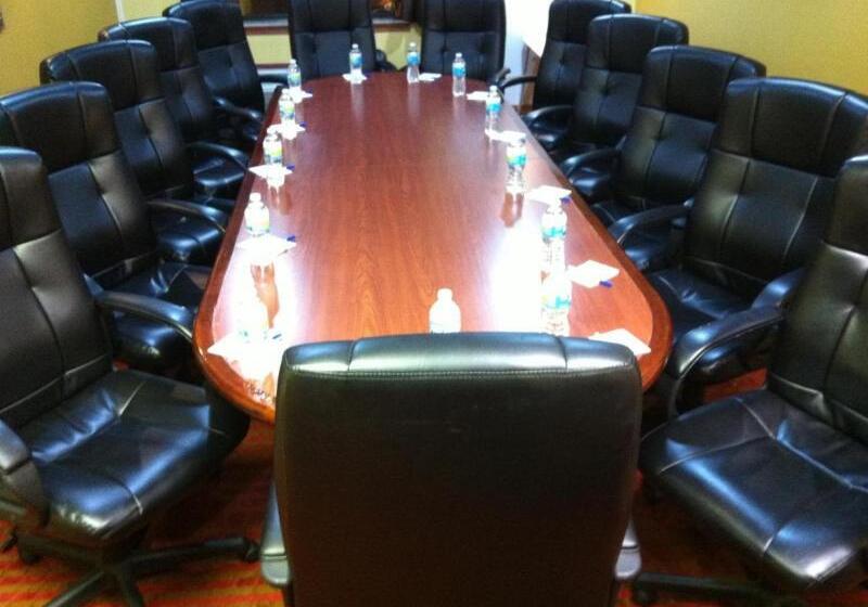 ホテル Baymont By Wyndham Springfield Il