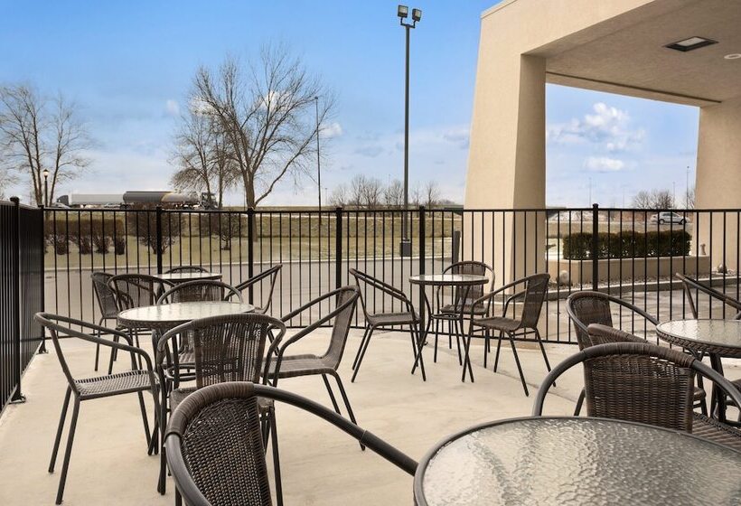 ホテル Baymont By Wyndham Springfield Il