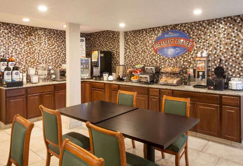 فندق Baymont By Wyndham Texarkana