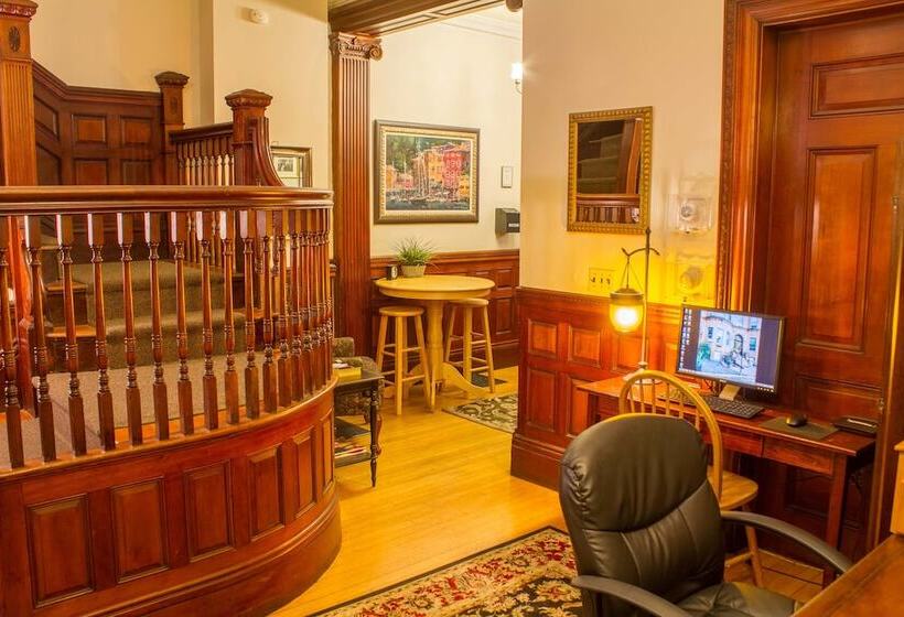 فندق Beacon Inn 1087