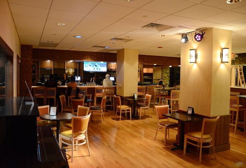 בית מלון כפרי Overlook Lodge And Stone Cottages At Bear Mountain