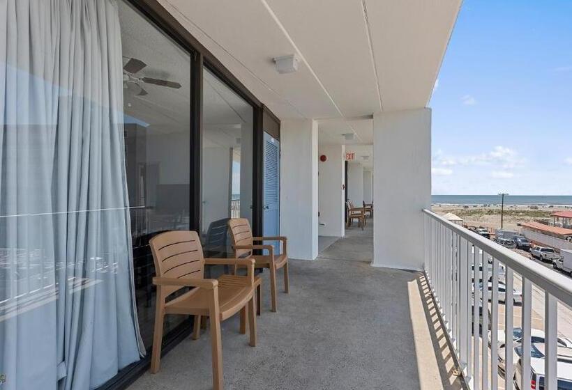 هتل Beau Rivage Beach Resort
