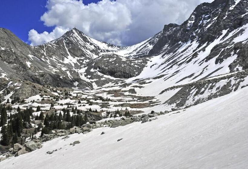 בית מלון כפרי Beaver Creek West O2