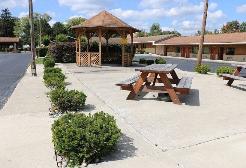 Отель Bed Ford Inn