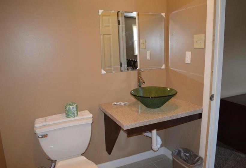 فندق Bel Air Motor Lodge