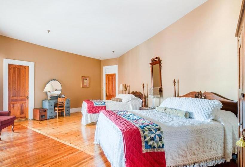 فندق Belmont Inn