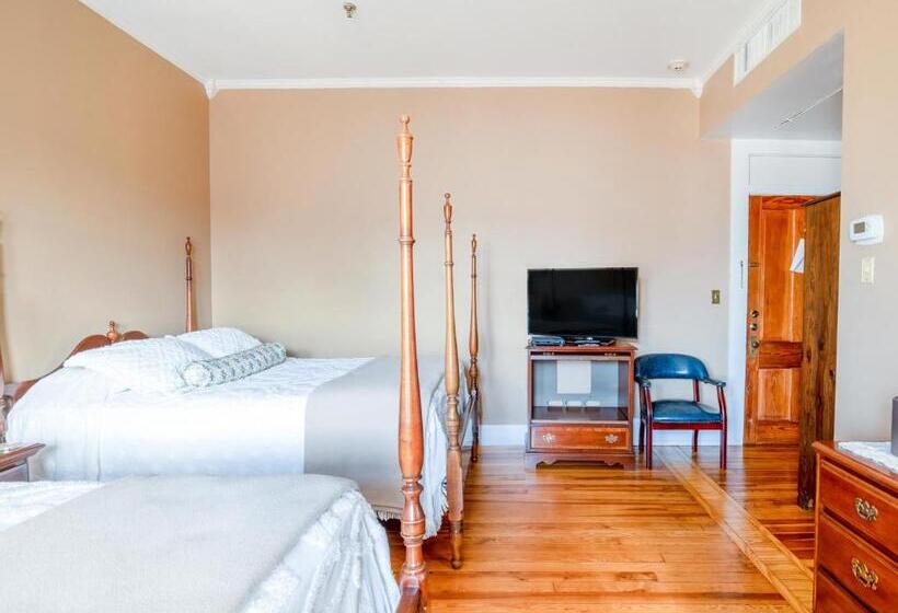 فندق Belmont Inn