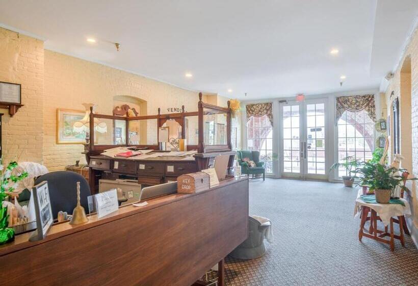 فندق Belmont Inn