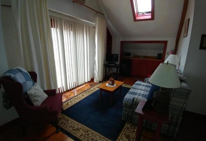 Отель Benjamin Prescott Inn