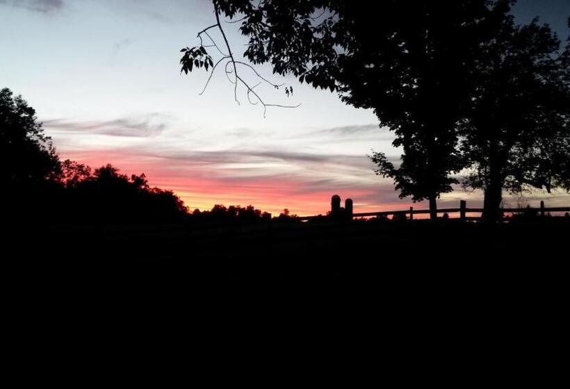 Отель Benjamin Prescott Inn