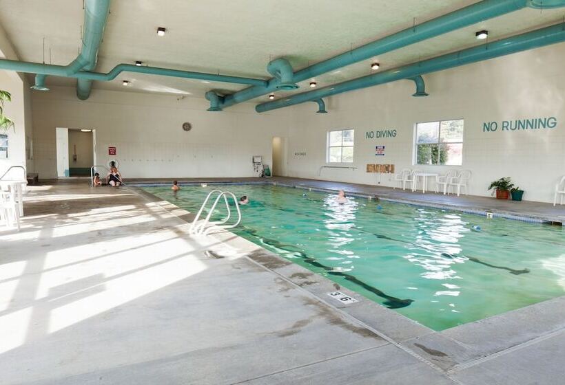 호텔 Benny's Colville Inn