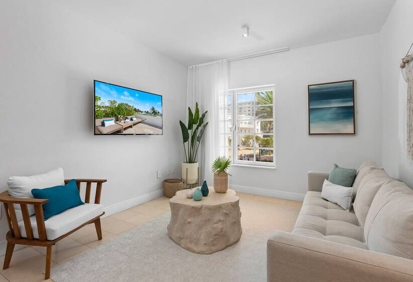 Bentley Hotel South Beach