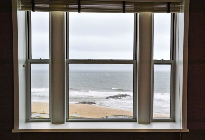 فندق Berkeley Oceanfront