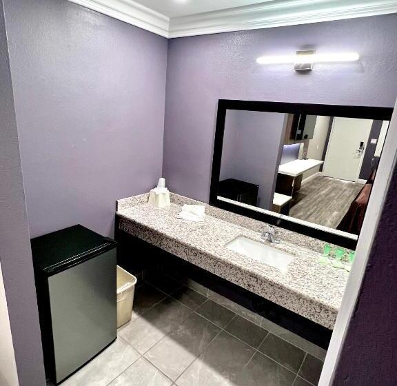 فندق Paradise Inn