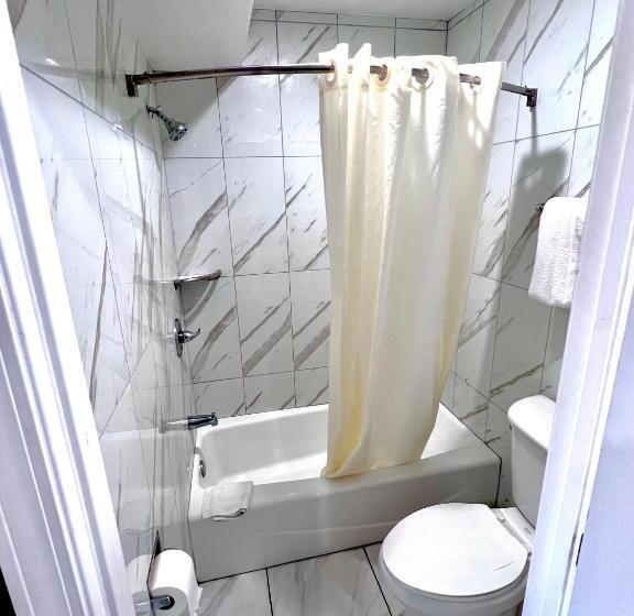 فندق Paradise Inn