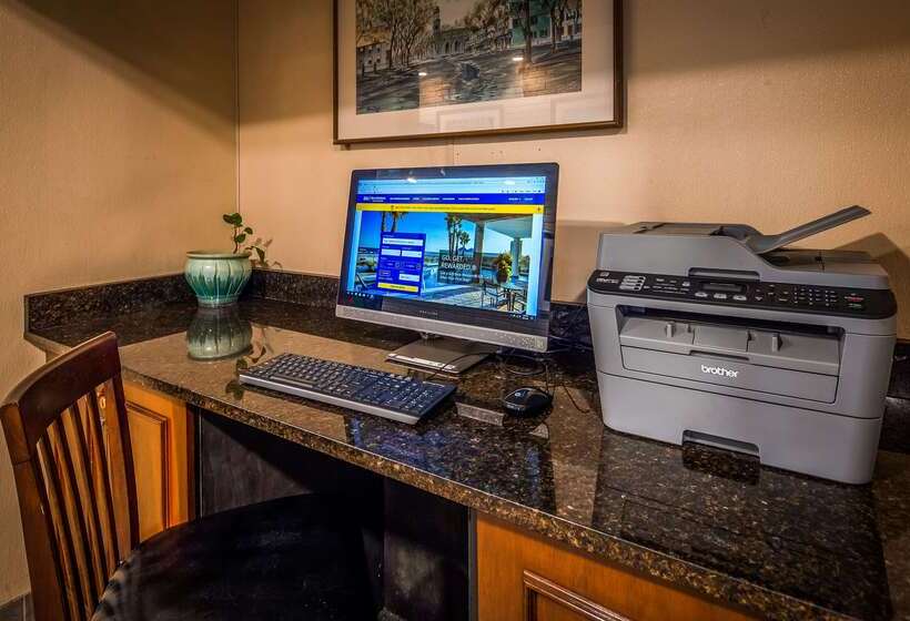 בית מלון כפרי Best Western Adams Inn Quincy Boston