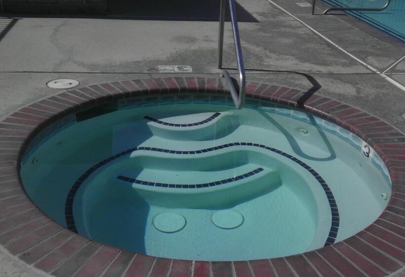 호텔 Best Western Americana