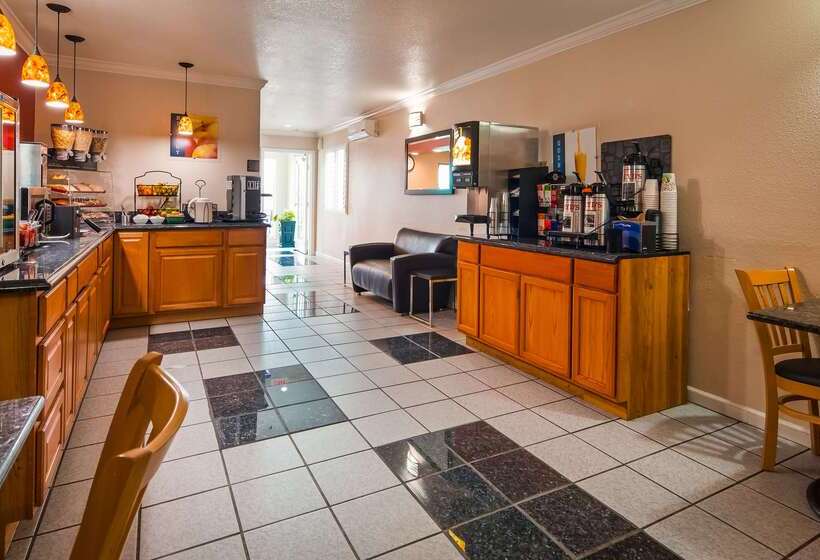 호텔 Best Western Americana