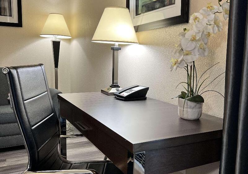 호텔 Best Western Americana