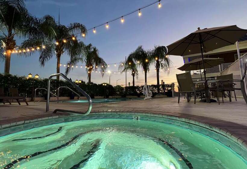 호텔 Best Western Americana