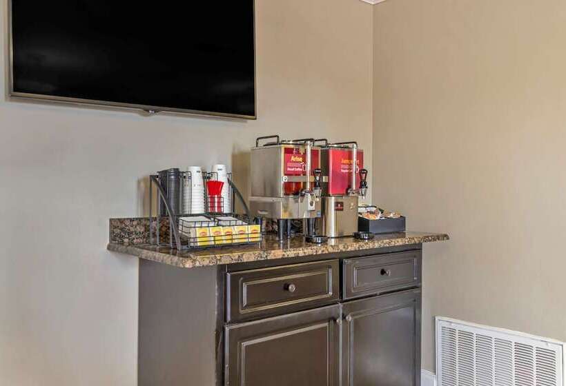 Отель Best Western Brady Inn