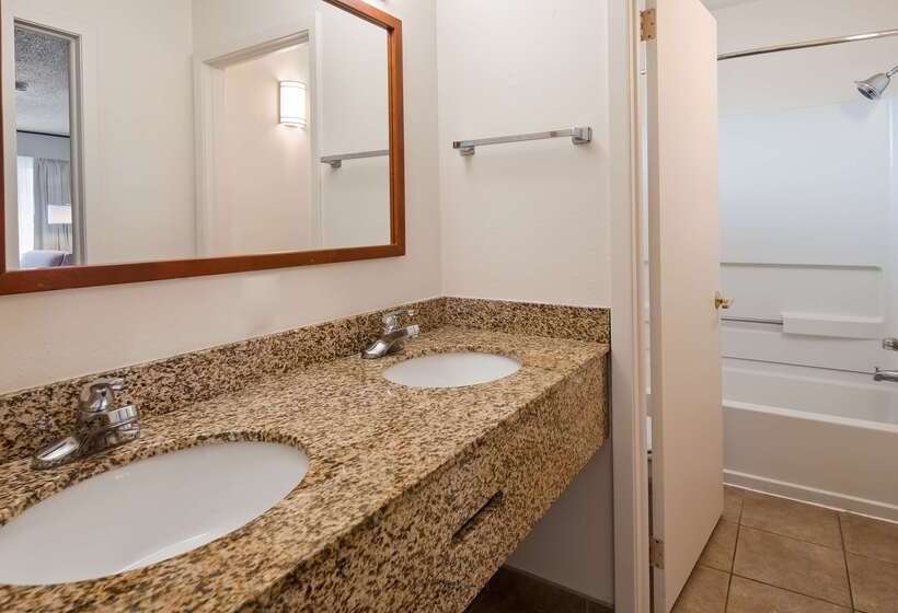 בית מלון כפרי Best Western Buffalo Ridge Inn Near Mt Rushmore