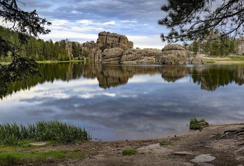 هتل Best Western Buffalo Ridge Inn Near Mt Rushmore