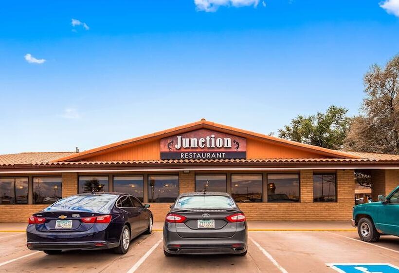 בית מלון כפרי Best Western Canyon De Chelly Inn