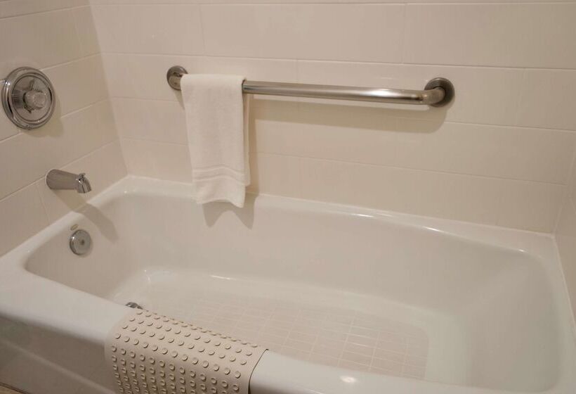 فندق Best Western China Lake Inn