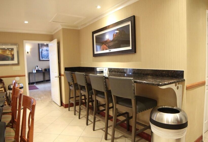 فندق Best Western China Lake Inn