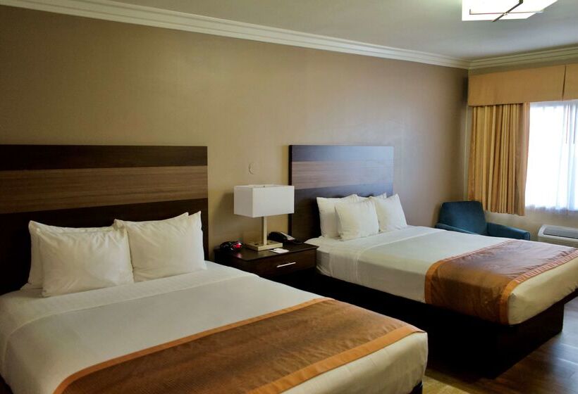 فندق Best Western China Lake Inn