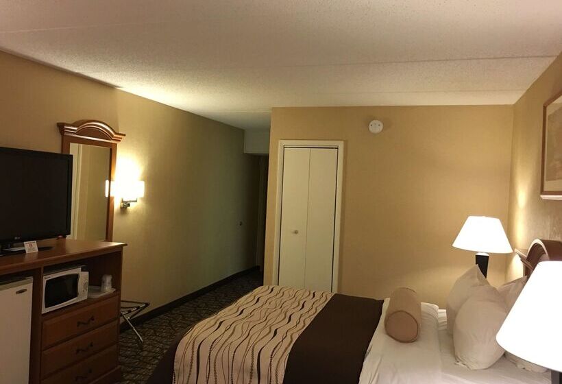 Отель Best Western Clifton Park