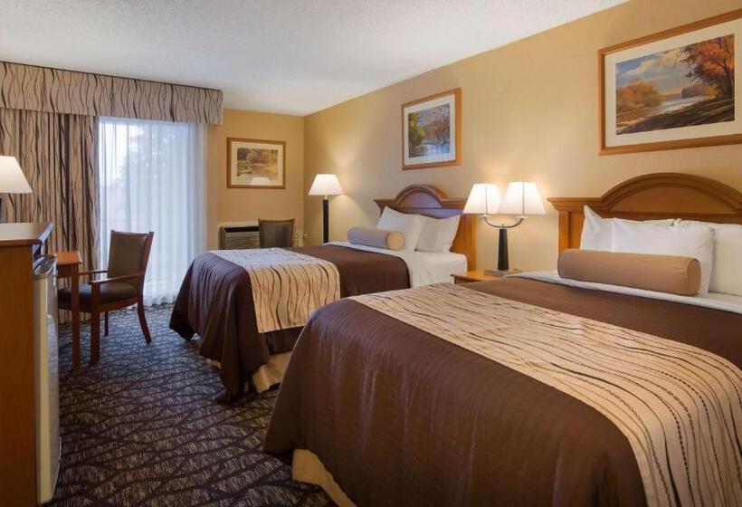 בית מלון כפרי Best Western Clifton Park