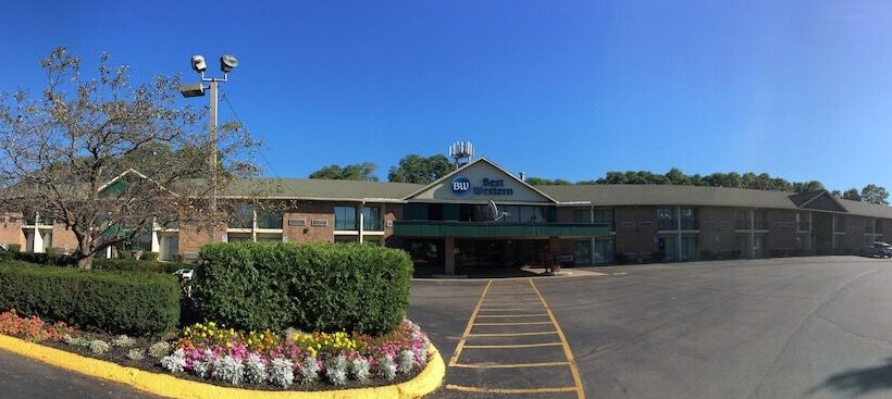 Отель Best Western Clifton Park