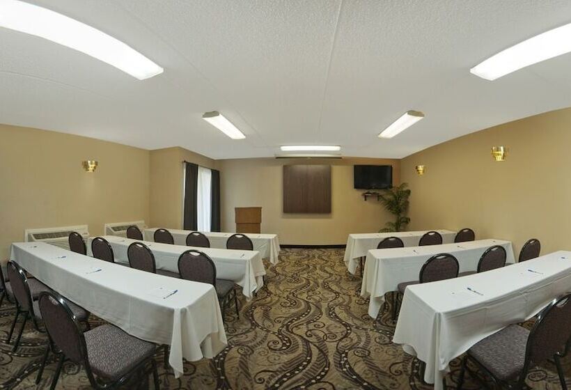 Отель Best Western Clifton Park