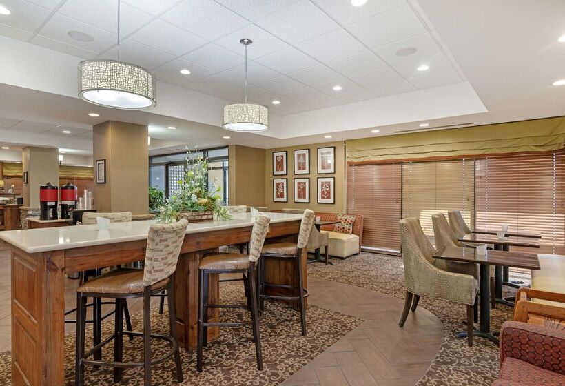 فندق Best Western Colonial Inn