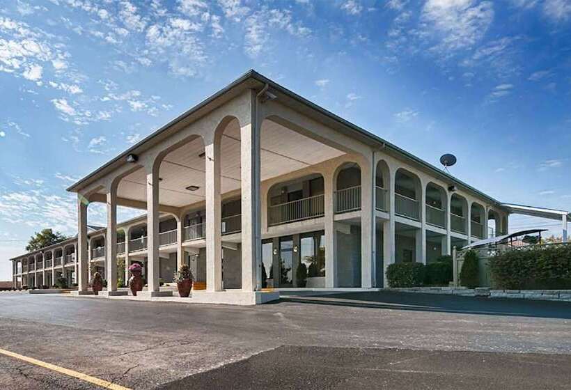 בית מלון כפרי Days Inn By Wyndham Columbia Kentucky