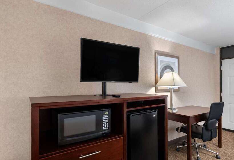 בית מלון כפרי Days Inn By Wyndham Columbia Kentucky