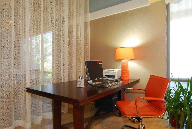 هتل Best Western Executive Suites