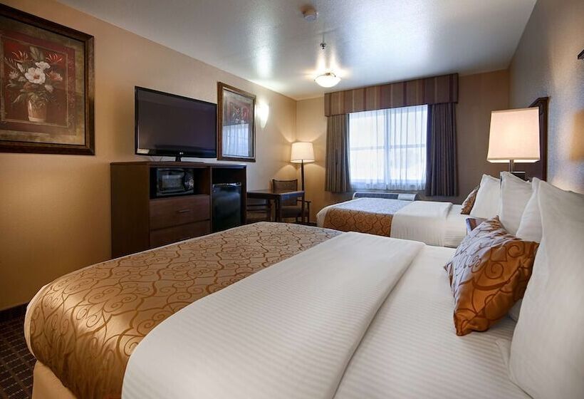בית מלון כפרי Best Western Fallon Inn & Suites