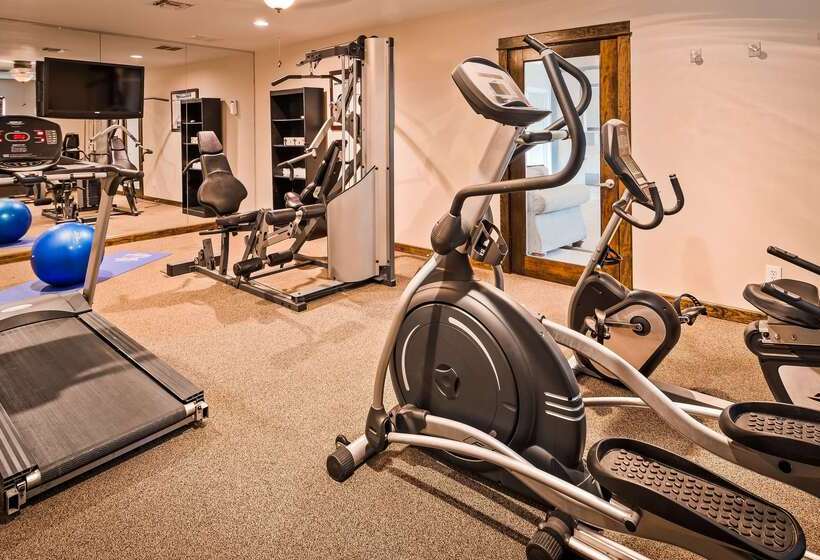 בית מלון כפרי Best Western George West Executive Inn