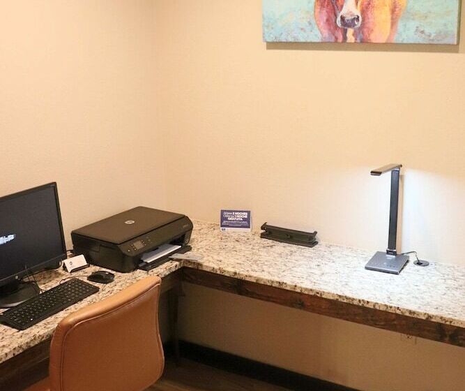 בית מלון כפרי Best Western George West Executive Inn