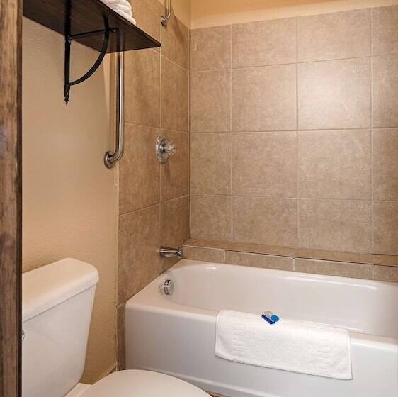 בית מלון כפרי Best Western George West Executive Inn