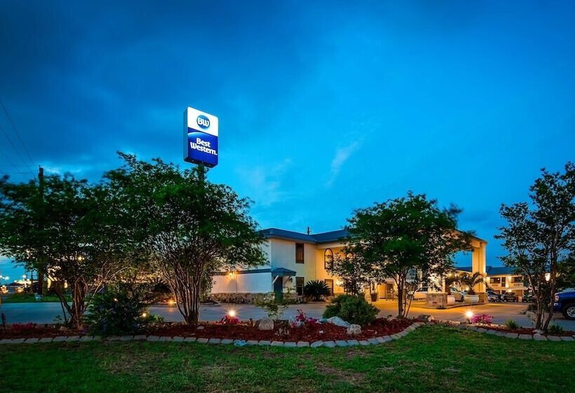 בית מלון כפרי Best Western George West Executive Inn