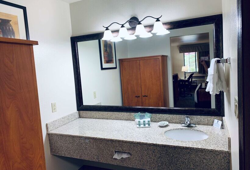 فندق Best Western Grande River Inn & Suites