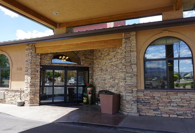 فندق Best Western Grande River Inn & Suites